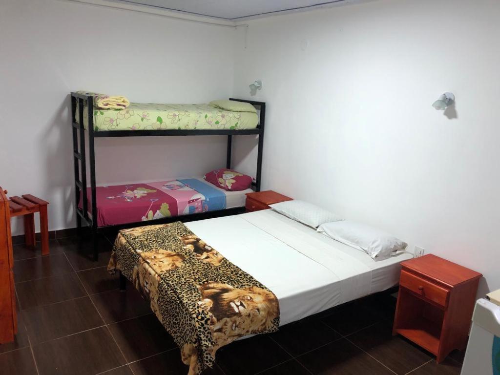 Iguazu Apart Hostel Puerto Iguazú Eksteriør bilde